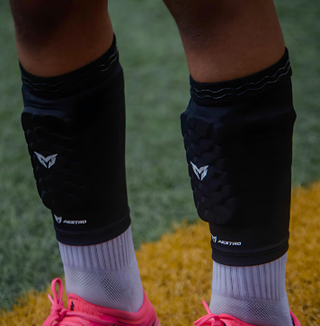 MAESTRO Shin Guards — Black