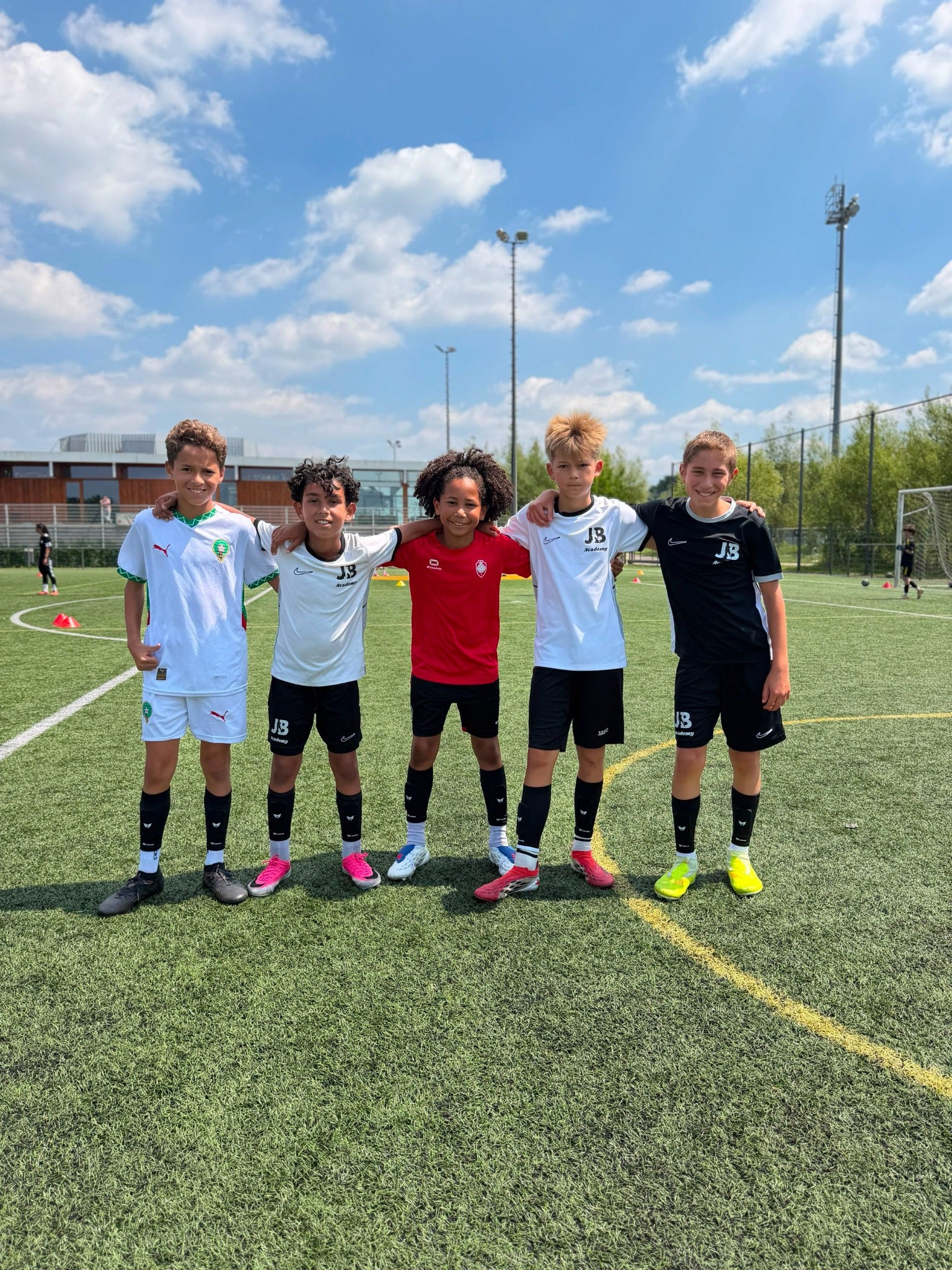 Players with MAESTRO